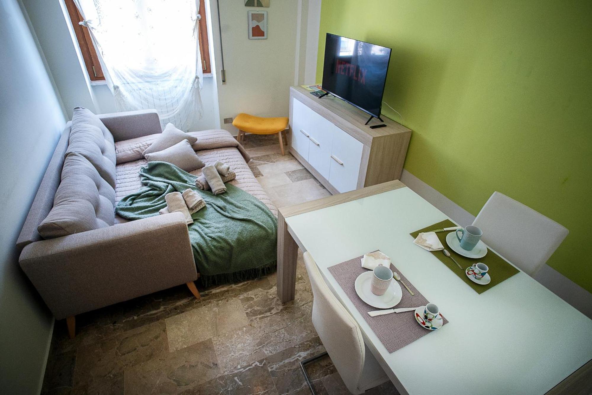 Monte Camicia - Cozy Home In City Center-Spacious-Free Parking LʼAquila Exterior foto